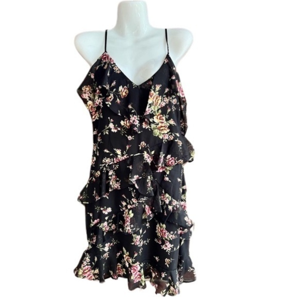 Giani Bini dress tulle floral overlay fully lined NWT‎ size small
